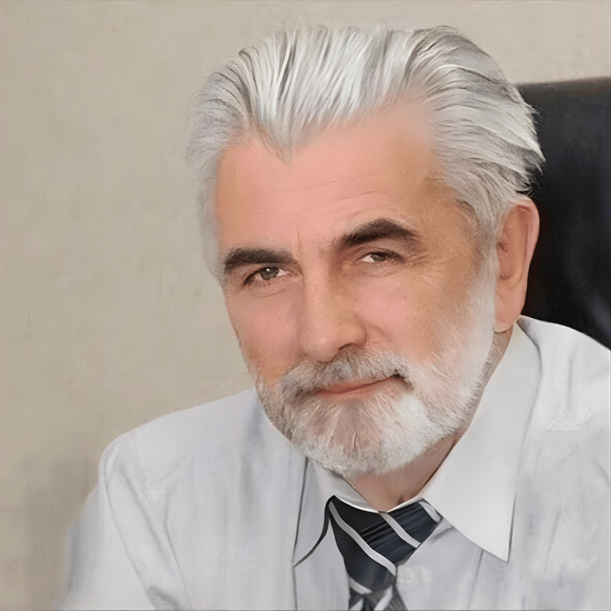 Dr William Harrington