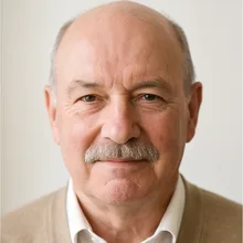 Hans-Jürgen P., 70