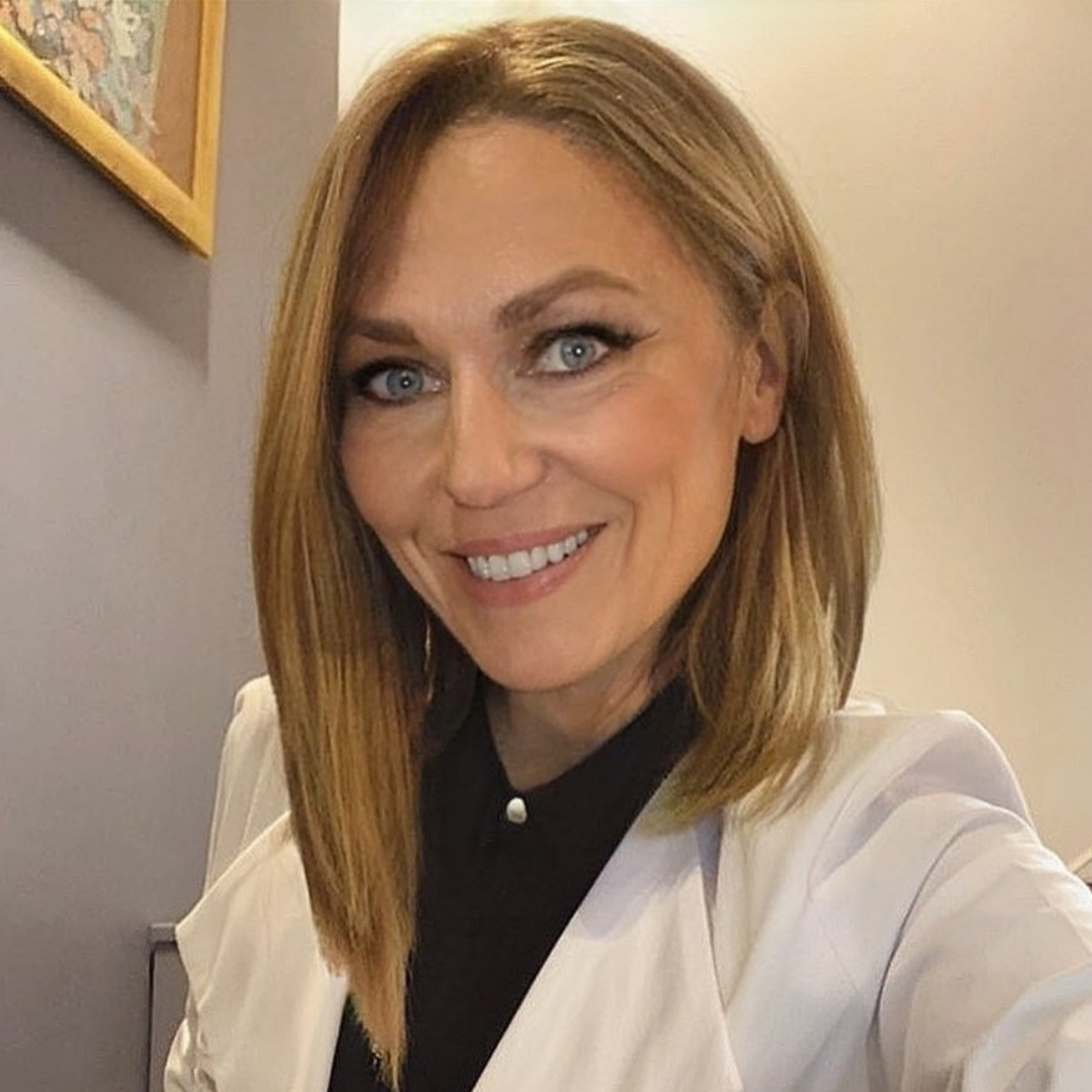 Dott.ssa Magda Borrelli - Chirurga Estetica