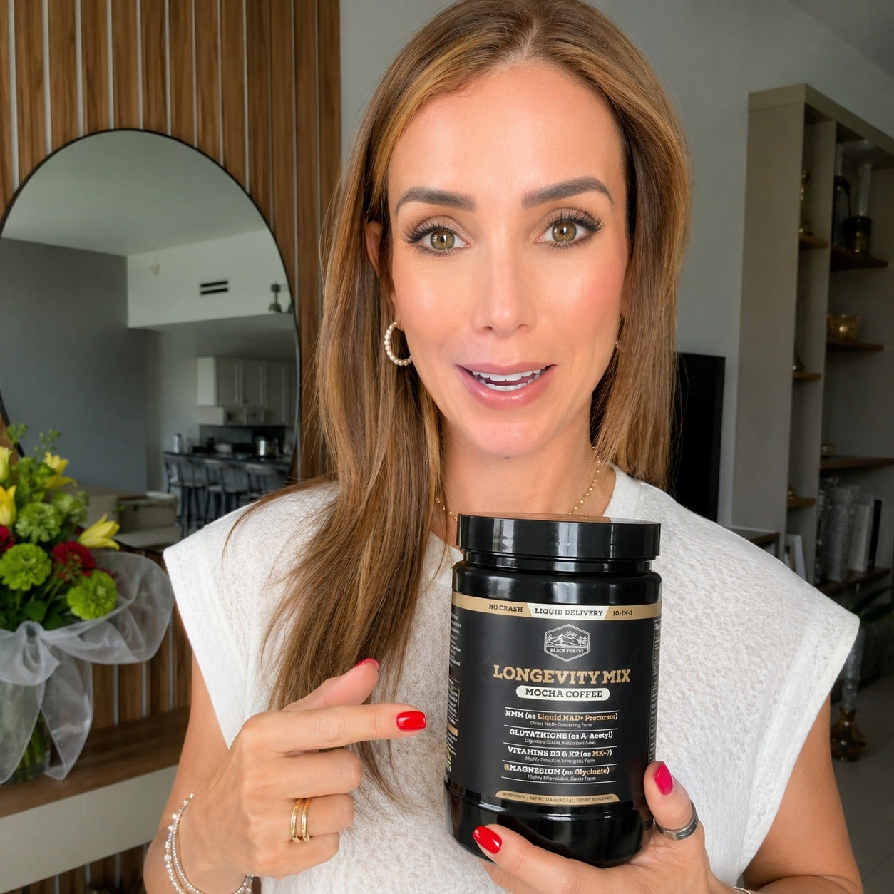 Alessandra Villegas, nutricionista funcional, con Longevity Mix