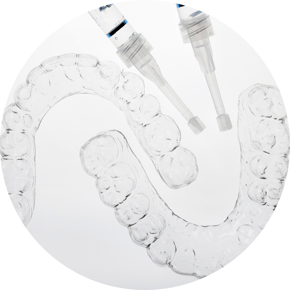 DentaShine™ | Destroys 99.9% of bacteria, delivering clean white teeth in 30 seconds.