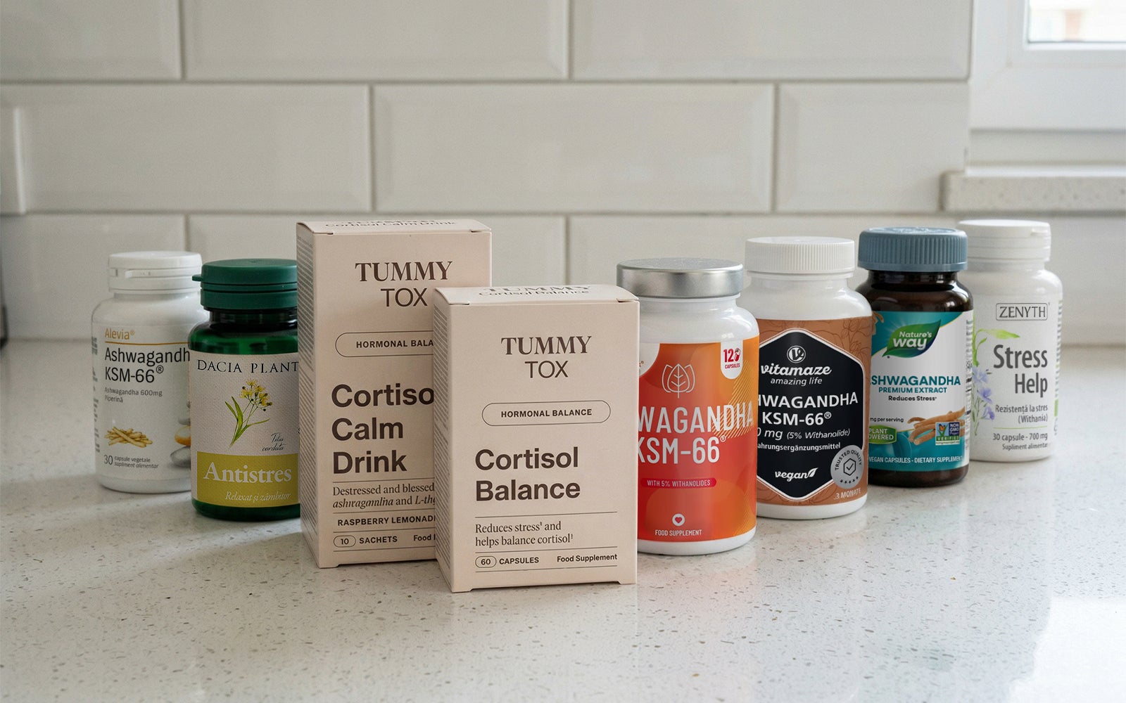 Cele mai bune suplimente pentru echilibrarea cortizolului din România – comparație completă 