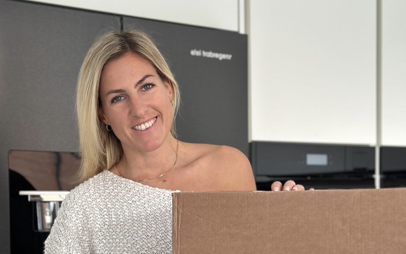 Stefanie Meister mit der gelieferten Saftkur