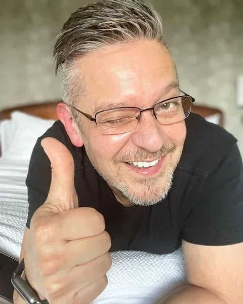 Mikkel L.