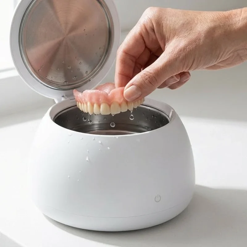 DentaClean™ | Sparkling, clean dentures in 5 minutes