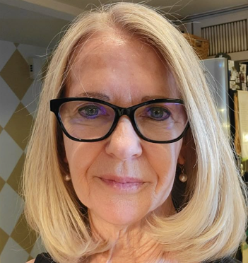 Anne B.